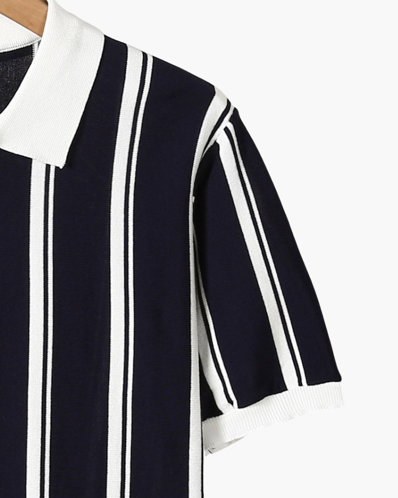 Half-Zip Split Design