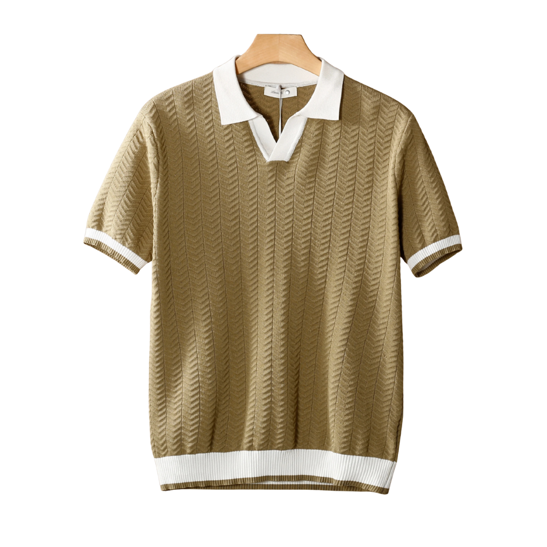 TEXTURED POLO WITH CONTRAST DETAILS