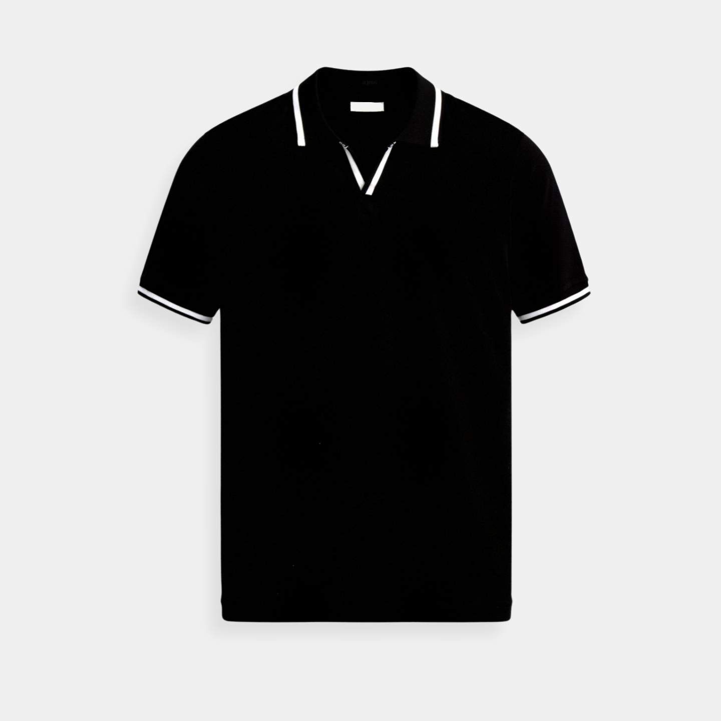 Soft Blend Polo – Tailored Design & Breathable Slim Fit